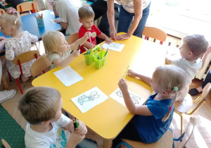 Kolorujemy nasze znaczki zwierzaki
