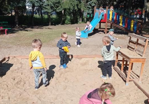 Zabawy na placu przedszkolnym
