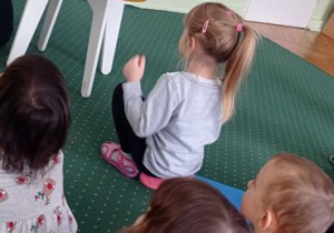 Hani jest zainteresowana nowoczesną bajką.