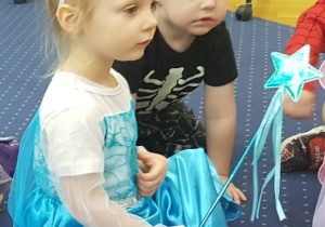 Emilka i Szymonek.