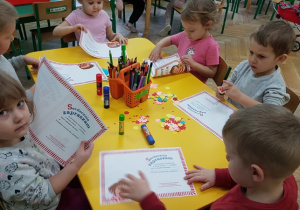 Składanie zaproszeń.