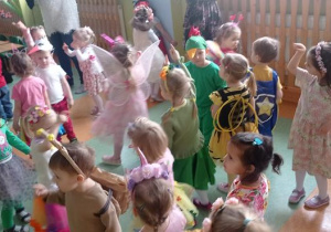 Stokrotki na balu.