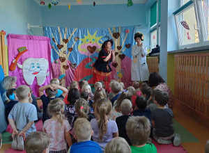Przedstawienie teatralne pt. „Czarownica Próchnica i doktor Czyściząbek” 2024 r.
