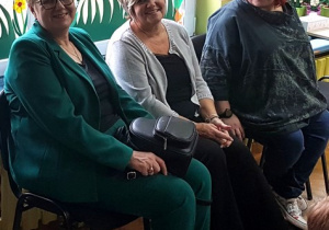 Pani Krysia, Pani Tereska, Pani Dyrektor