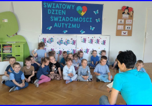 Poznajemy cechy charakterystyczne osób z autyzmem.