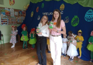 Ciocia Karolinka i Żanetka zadowolone z naszych występów.
