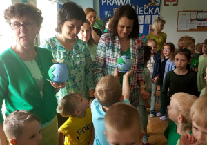 Upominki od "Biedronek".