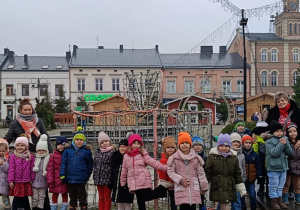Pamiątkowe zdjęcie i powrót do przedszkola.