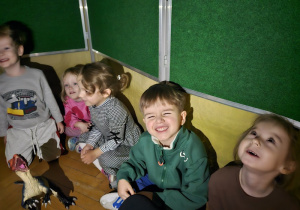 Patryk, Lena, Gosia, Nikoś i Kornelka.
