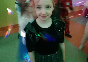 Hania w trakcie balu.