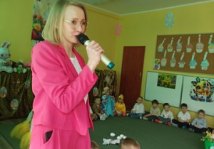 Pani Wicedyrektor wita wszystkich bardzo serdecznie