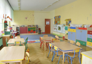 Sala na piętrze dla nowo utworzonego oddziału