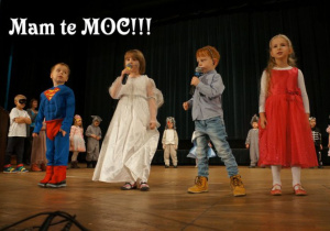 Mam tę moc Biedronki też zaśpiewały