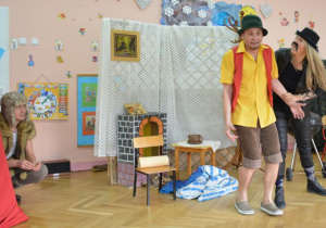 Dżiowanni na scenie