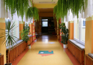 Korytarz na parterze budynku przedszkola