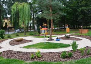 Ogródek małego obserwatora i badacza, widok od strony przedszkola