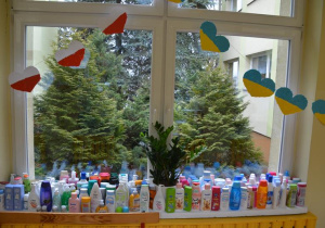 Zbiórka produktów dla ukraińskich dzieci.