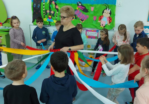 zabawa taneczna z wiatrakiem matematycznym
