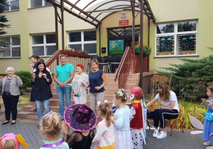 Zaproszeni goście.