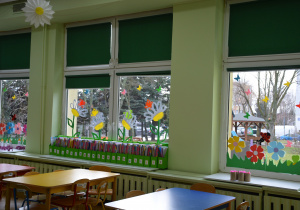 Widok z sali na ogród przedszkolny