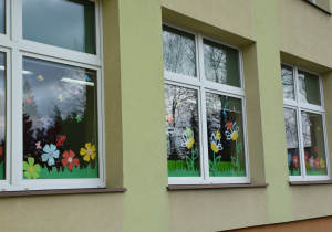 Wiosenna dekoracja okien 2