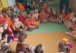Żabki w kole z Adim.