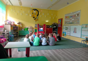 Teatrzyk w Królestwie Sisi i Pupu