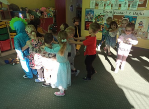 Bratkowy Dzień Postaci z Bajki