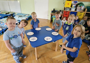 Ignaś, Leon, Wojtek, Michał, Miłosz i Jagoda.