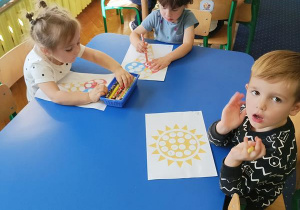 Kacper i jego słoneczko.