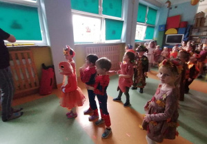 Zabawa się zaczęła.