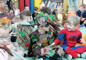 Kajtek i Wojtek bawią się wspaniale.