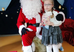 Weronika z Mikołajem.