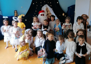 Wspólne zdjęcie z Mikołajem.