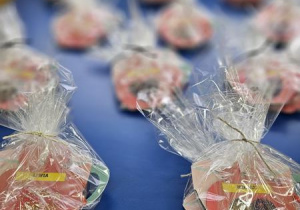 Upominki wykonane przez dzieci dla Babci i Dziadka.