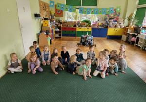 Obchody dnia dinozaura.