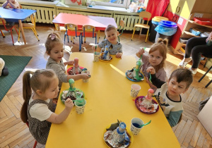 Mali chemicy w przedszkolu.