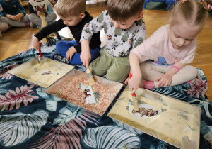 Mali archeolodzy podczas pracy.