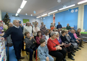 Goście wypełnili salę.