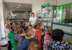 Przywitanie się z panią Dorotą.