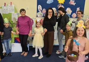 "Kolorowe jajko" - zabawa