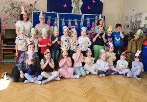 w oczekiwaniu na zające