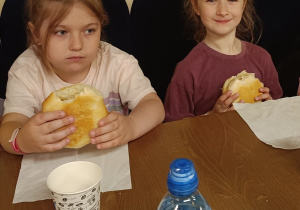 Maja i Lena R.