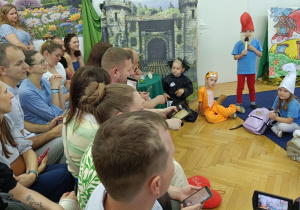Papa Smerf opowiada o szkole.