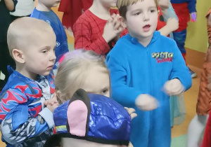 Supermeni.