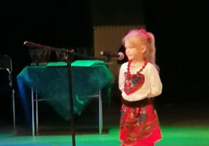 Eliza podczas wystepu.