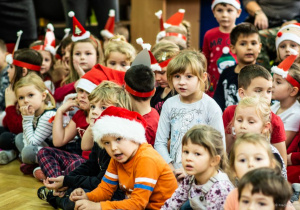 Przedszkolaki z grupy Biedronki i Stokrotki