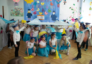 taniec z płachtą do muzyki klasycznej